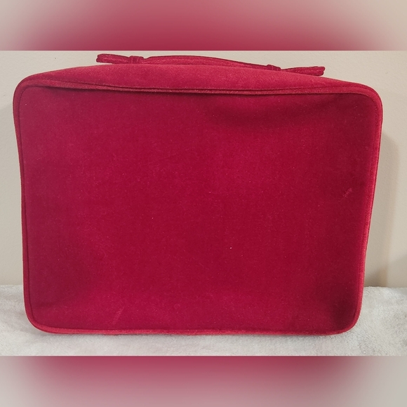 Estee Lauder Large Velour Cosmetic Bag - Picture 6 of 6